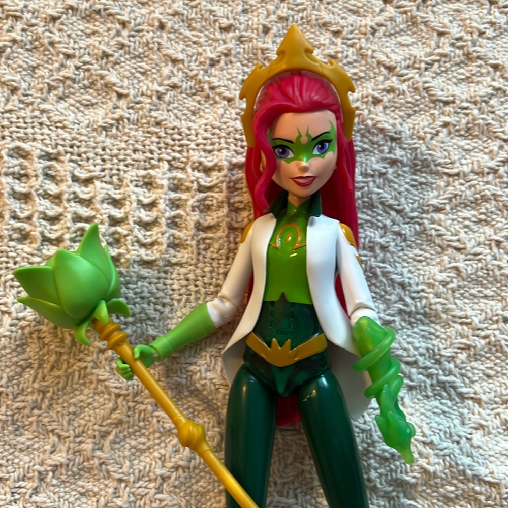 ♻️ 3/$25 ♻️ Nicklodeon Mysticons Magic Lights & Sounds Arkayna 10" Action Figure